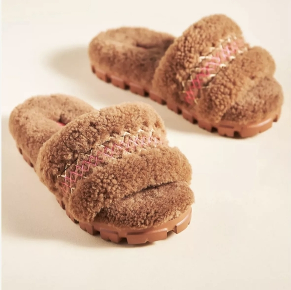 UGG Women's size 12 Cozetta Braid Embroidered Wool Slippers - Picture 4 of 16